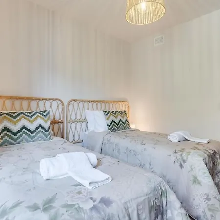 Endless Luxury At Paradise