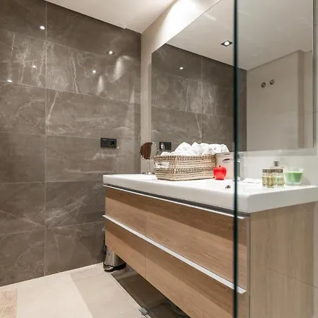 Endless Luxury At Paradise Lejlighed Marbella